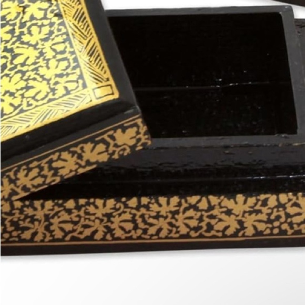 Handmade Avian Whispers in Gold Decorative Boxes from India Set of 2 - Picture 3 of 4